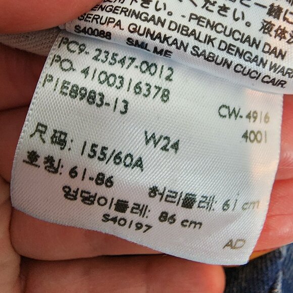 Levi's High Rise Button Fly Wedgie Shorts Mid Wash Cuffed Hem Cheeky Denim Short - Picture 9 of 12